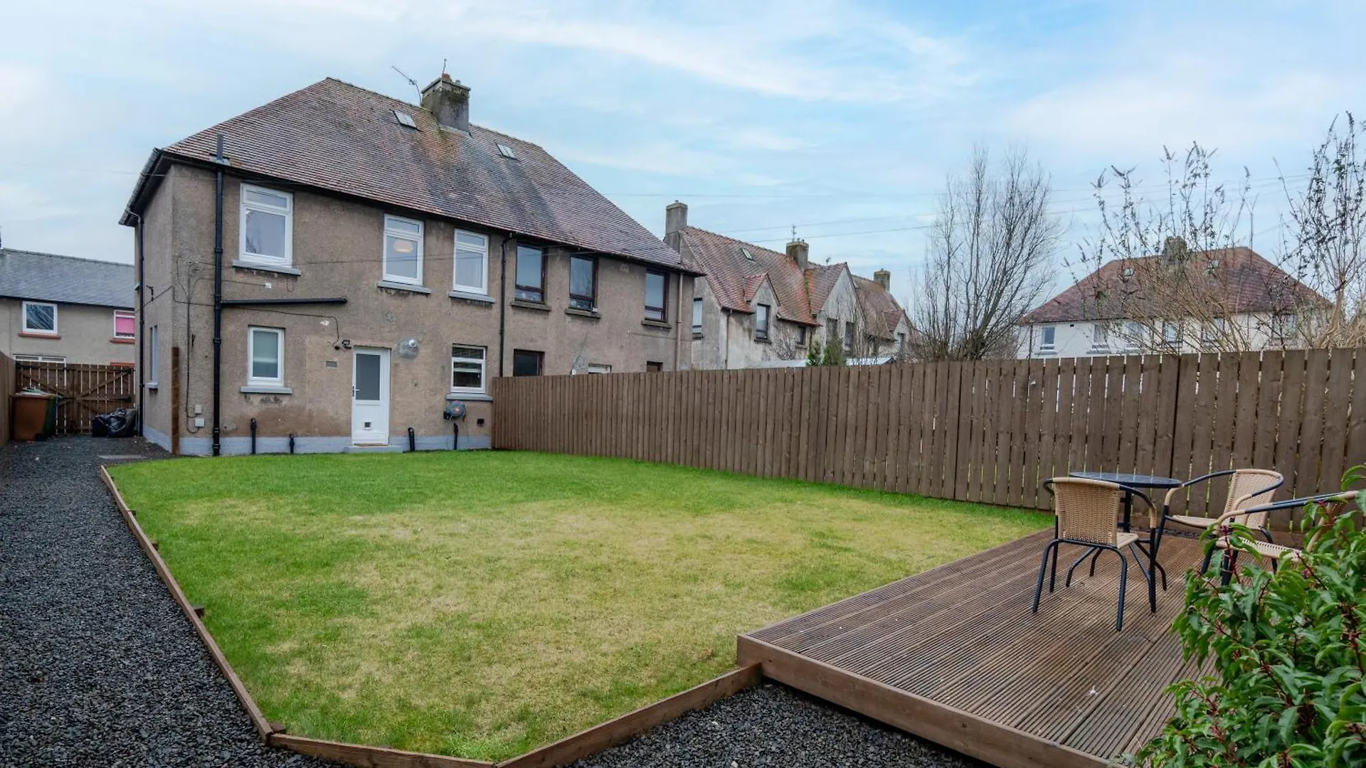 Holiday home 3 Bedroom House-Free Parking Broxburn